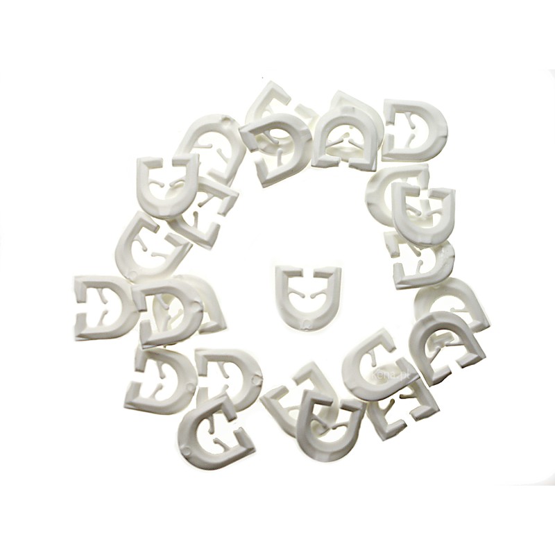 Claw pendants, curtain holders and blinds, 25 pcs