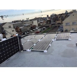 Mounting bracket for camper photovoltaic panels