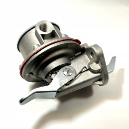 Fuel pump feeding the Perkins D 2500 engine, 2 holes