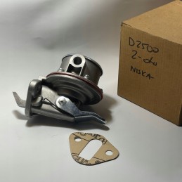Fuel pump feeding the Perkins D 2500 engine, 2 holes