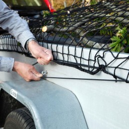 Trailer net 1 5 x 2 7 m with rubber clamp
