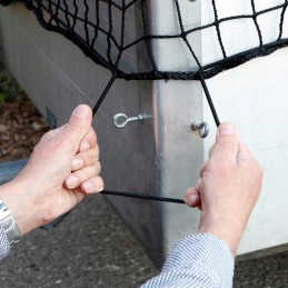 Trailer net 1 5 x 2 7 m with rubber clamp