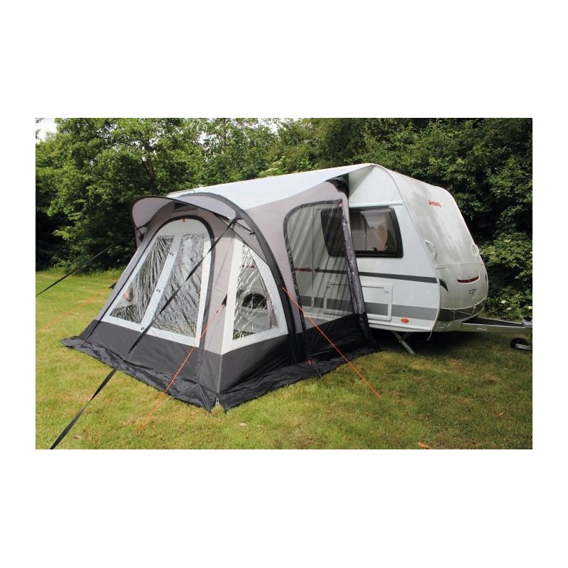 Camping vestibule for a Genoa Eurotrail car