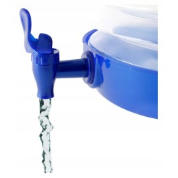 Blue Pearl Brunner foldable container with tap