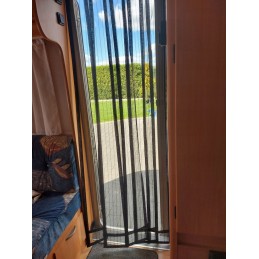 Mosquito net for the entrance door, intercamp net