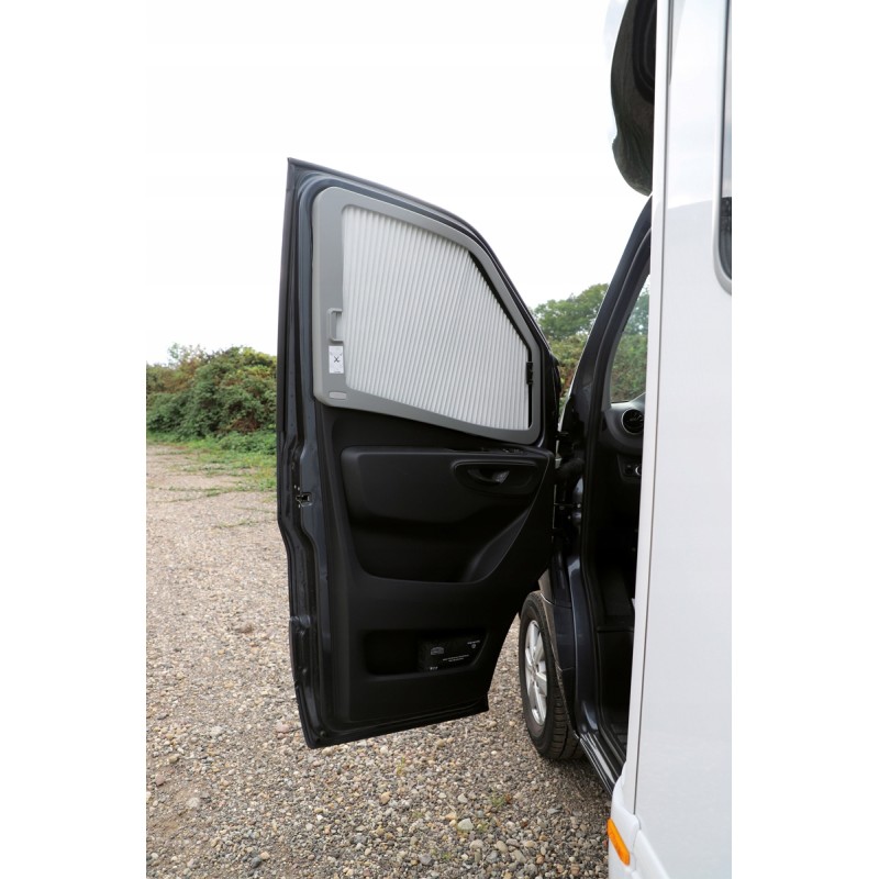 Roller blinds side curtains draw Mercedes Sprinter with handle on the pillar from 2019