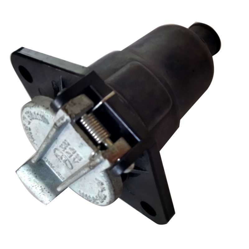 SW12 trailer electrical installation socket