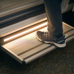 Thule slide out step g2 550 12v input stage