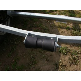 The bottom keel roller of the boat of the Brenderup boat trailer
