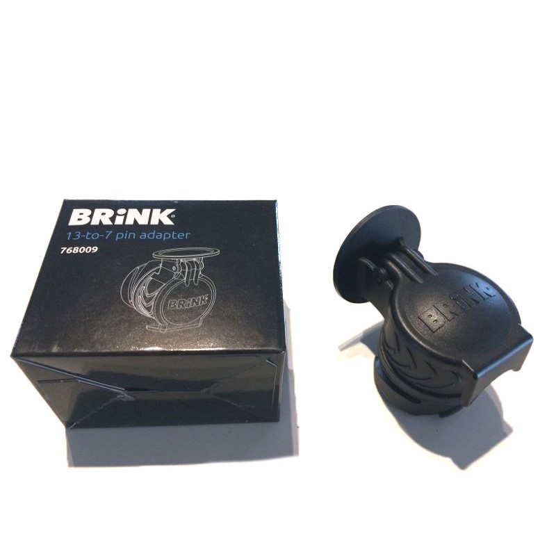 Reducer for trailer hitch socket 7 13 13 7 brink
