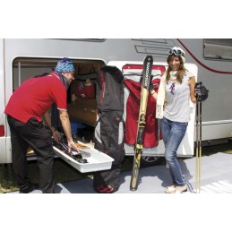 Pull-out ski rack for the garage in a camper