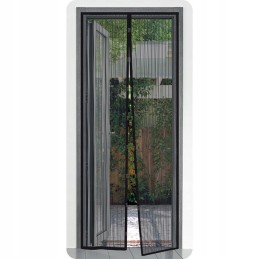 Door mosquito net with magnetic closure