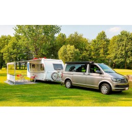 Front wall with window for the Blocker 250 awning