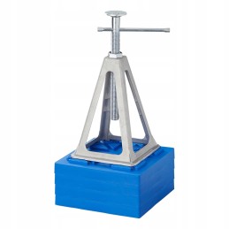 Camping trailer support foot base