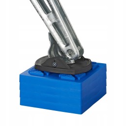 Camping trailer support foot base