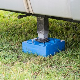 Camping trailer support foot base
