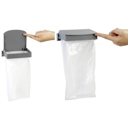 Brunner garbage bin for camper trailers traps