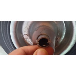 Steel support wheel with attachment for a light Niewiad Temared trailer