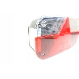 Multi-chamber lamp for a trailer