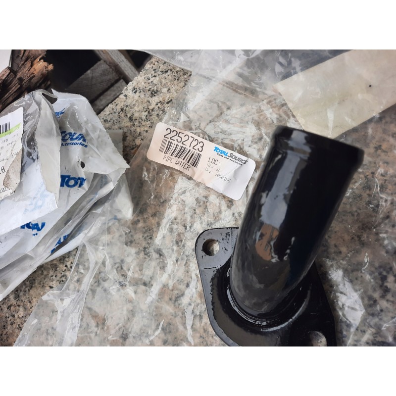 Total source water pump elbow 2252723