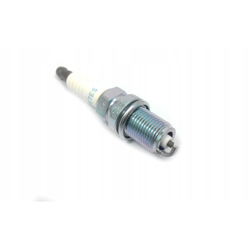 Spark plug bcpr7es e0044386