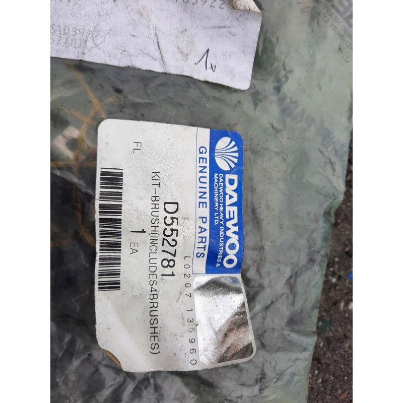 Brushes for daewoo d552781 stroller