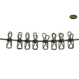 Tourist rope with clothes pegs