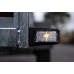 White DPT15 LED marker lamp with holder and cable