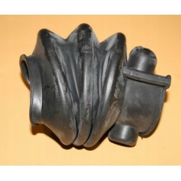 Rubber cover for the installation of unknown trailers