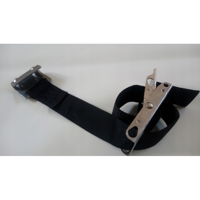 Tarpaulin tensioning belt with hook and stainless steel buckle