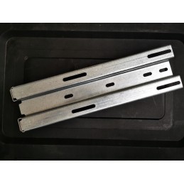 Schmitz tool box mounting bracket