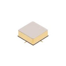1 pcs : SMA70-3 - RF Amplifier 20-250MHz NF 2.8dB Gain 8.0dB