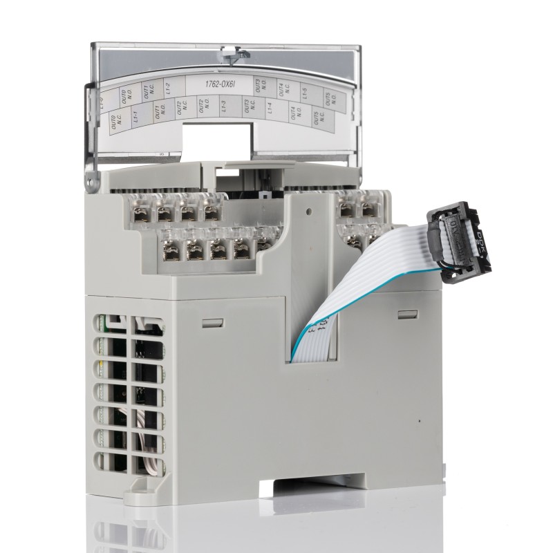 1 pcs - Allen Bradley PLC I/O Module for Use with MicroLogix 1100 Series, Digital