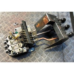 2005 LANSING LINDE R20 PN electric Forklift FORKS CONTROL UNIT with handles