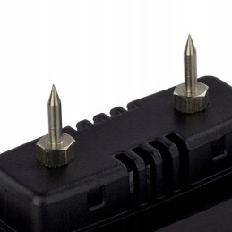 Threaded measuring electrode of a moisture meter