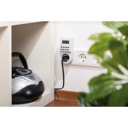 1 pcs - brennenstuhl Digital Timer Switch 230 V, 10-Channel