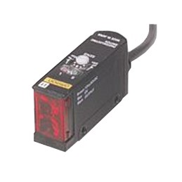 1 pcs - Omron Diffuse Photoelectric Sensor, Block Sensor, 10 mm - 200 mm Detection Range