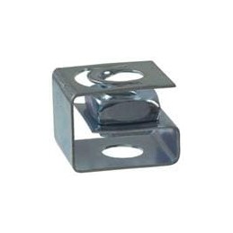 1 pcs : 295 - Screws & Fasteners 10-32 NUT RETAINER