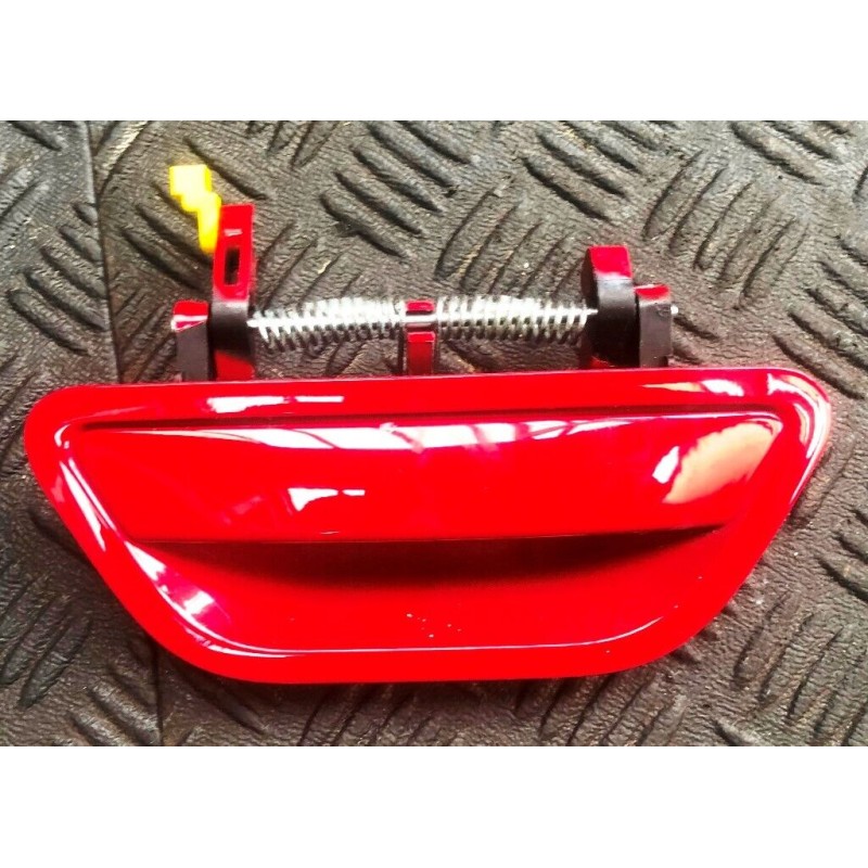 Mg3 LUX 5 Door 2013-2018 1.5 petrol TAILGATE RELEASE HANDLE COLOUR RED 30005171