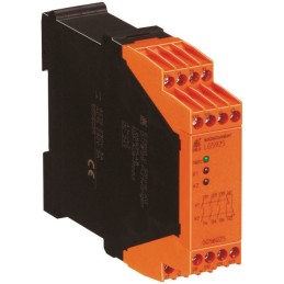 1 pcs - Dold LG 5925 Series Output Module, 230 V ac, 3NO/NC