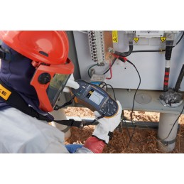 1 pcs - Fluke SMFT-1000 Multifunction Tester, 1000V , Earth Resistance Measurement With Wireless