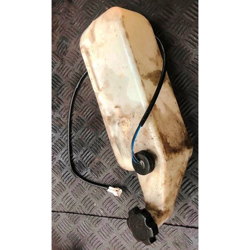 1999 JET SKI YAMAHA GP800 WAVERUNNER OIL BOTTLE GP7