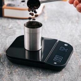 Electronic pocket scale for brewing coffee
