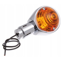 Metal chrome turn signal with cafe racer handlebars