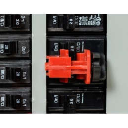 1 pcs - Brady Red Nylon Multi-Pole Breaker Lockout, 7mm Shackle