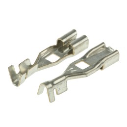 1 pcs - Littelfuse 20A Panel Mount Fuse Holder for ATO Fuse, 32V dc