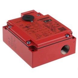 1 pcs - Telemecanique Sensors XCS-E Series Solenoid Interlock Switch, Power to Unlock, 24V ac/dc, Actuator Included