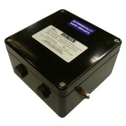 1 pcs - CE-TEK CEP Series Black Polyester Junction Box, IP66, 15 Terminals, ATEX, 160 x 160 x 90mm