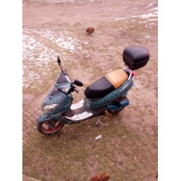 Unscrewed fuel filter with mesh