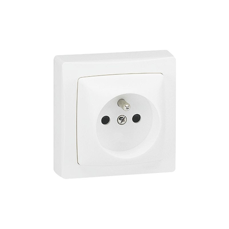 1 pcs - Legrand White 1 Gang Plug Socket, 16A, Type E - French, Indoor Use